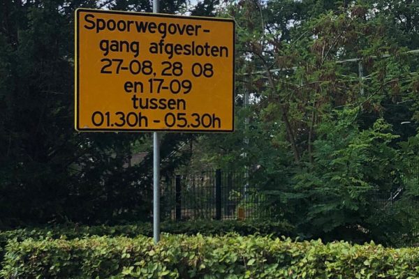 Bord afsluiting spoorwegovergang