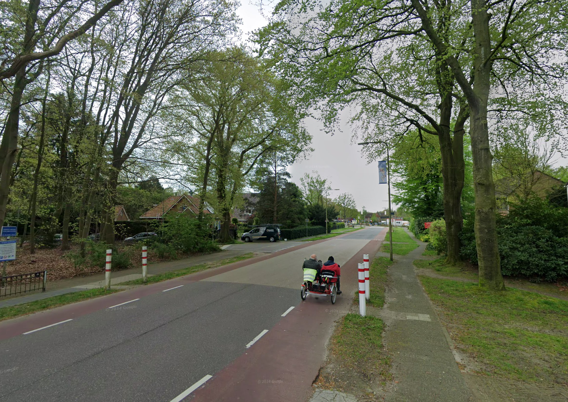 Wolfhezerweg, Noordzijde spoor